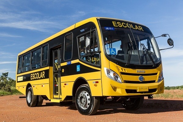 Prefeitura de São José de Princesa recebe novo ônibus escolar