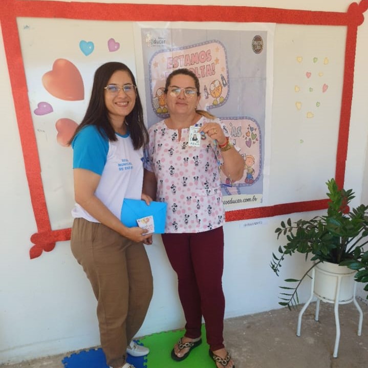 São José de Princesa entrega carteira aos alunos com autismo