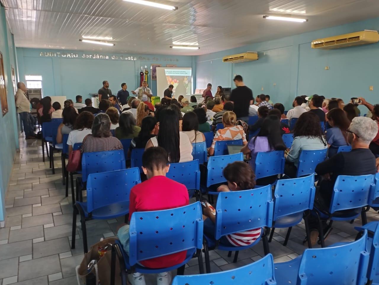 São José de Princesa participa de formação sobre Mercado Institucional