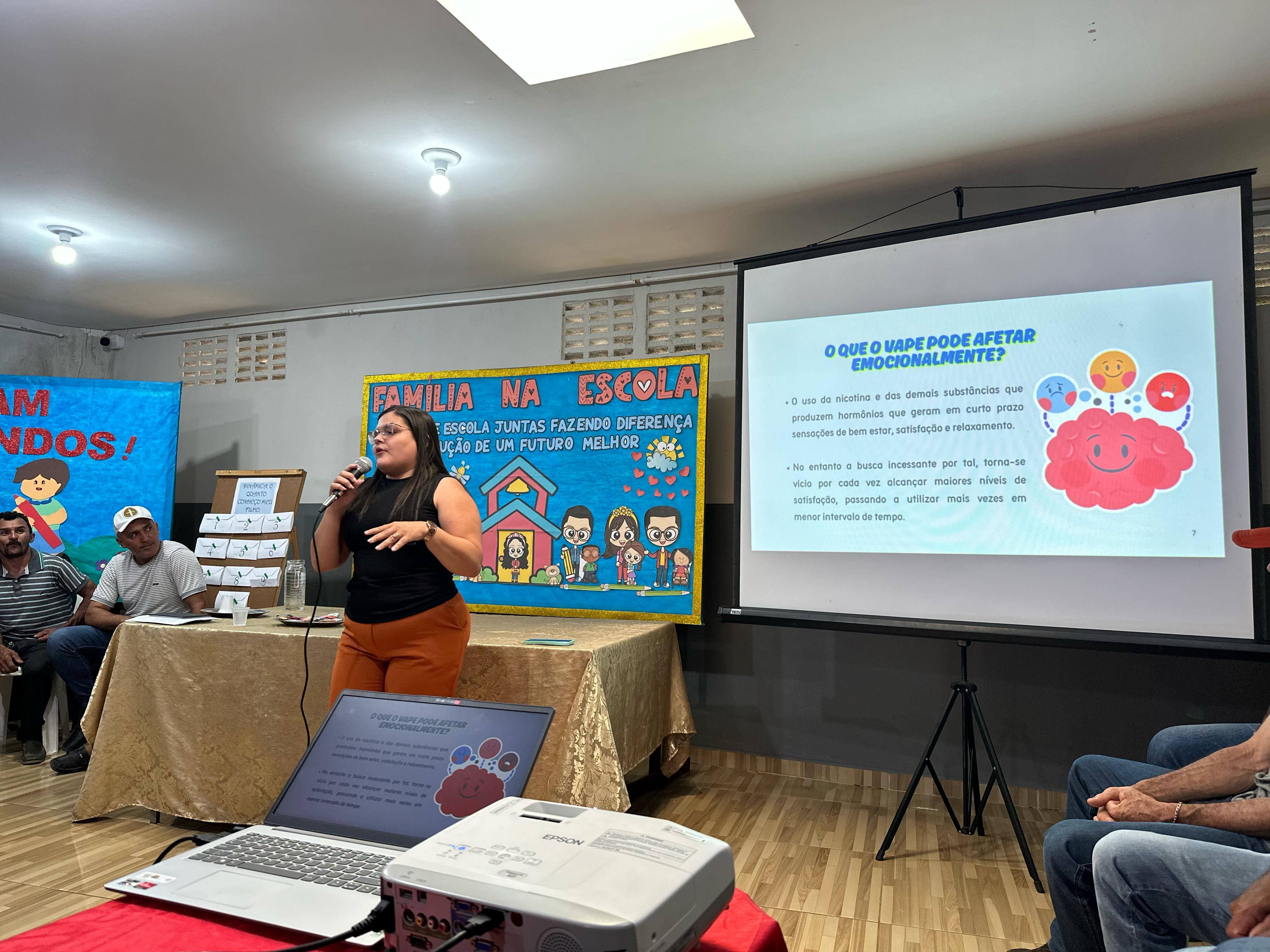 Ação Social realiza palestra sobre riscos do cigarro eletrônico